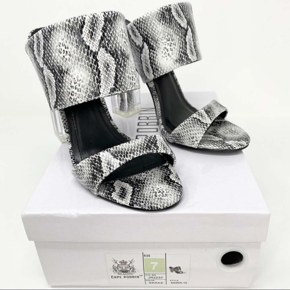 🌸 SPRING SALE 🌸Cape Robin Snake Maria Size 7 NIB